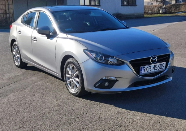 Mazda 3 cena 41900 przebieg: 170000, rok produkcji 2015 z Dobra małe 211